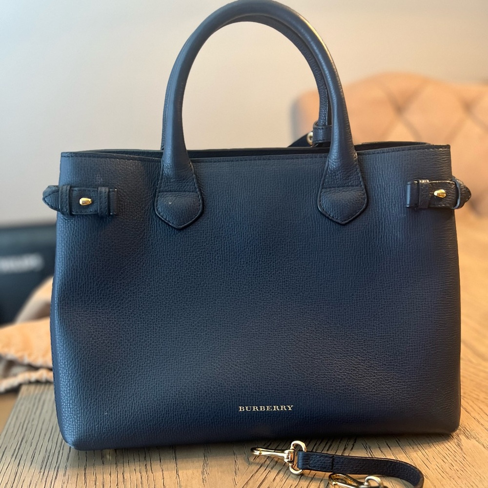 Burberry navy banner medium tote.